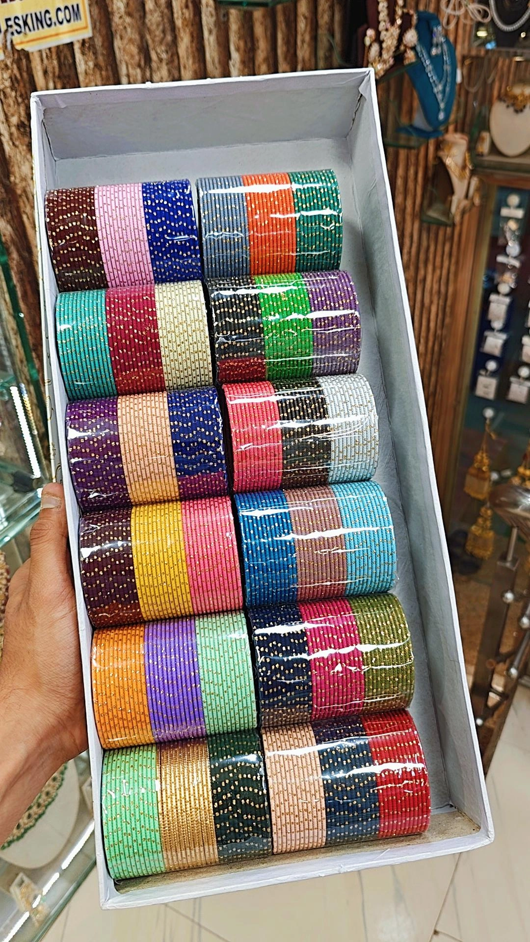 MATTE DOTTED 36 DOZEN COMBO BOX