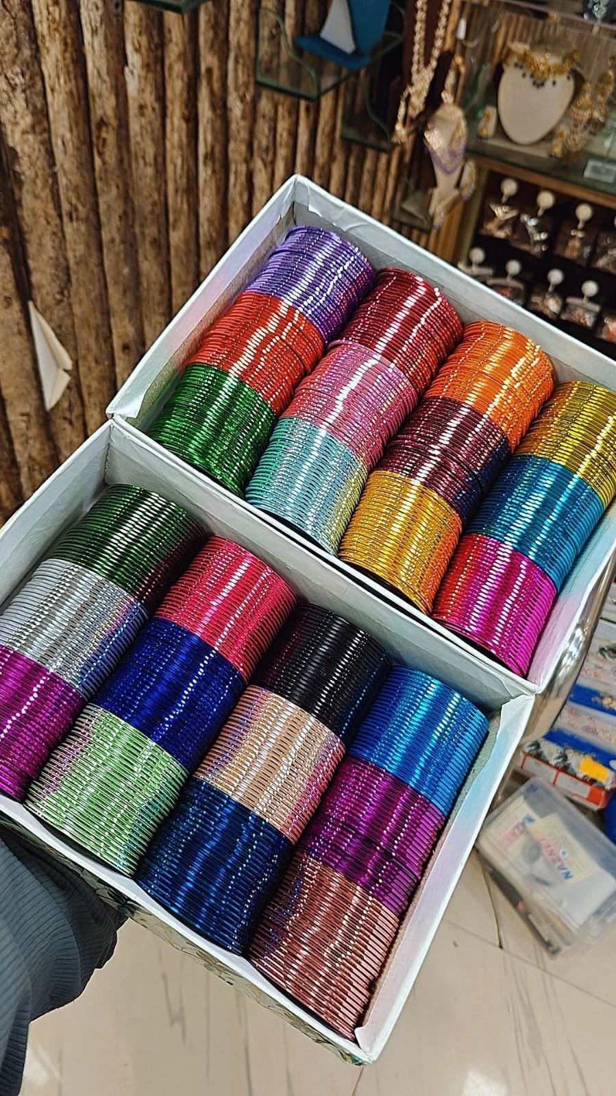 โจ JUMBO GLOSSY BANGLES COMBO BOX โจ